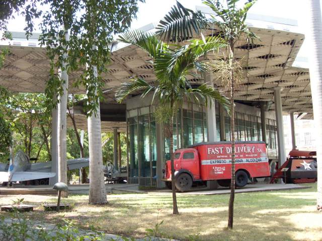 VLUU L100, M100 / Samsung L100, M100