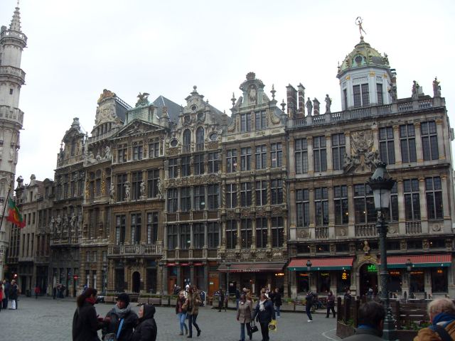 VLUU L100, M100 / Samsung L100, M100