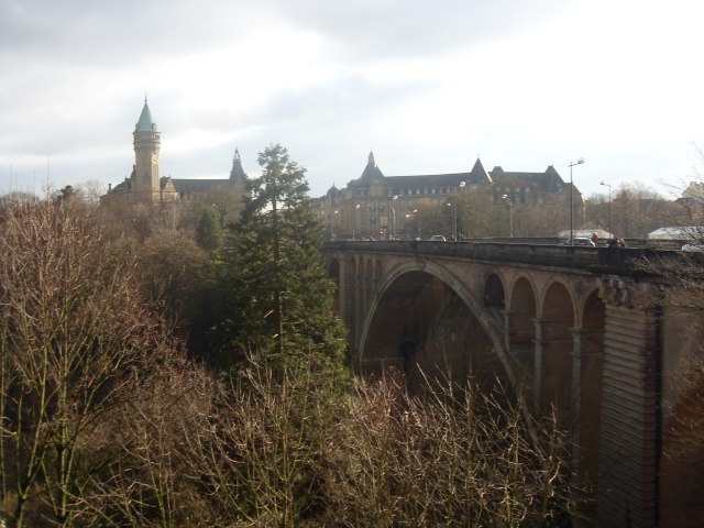 VLUU L100, M100  / Samsung L100, M100