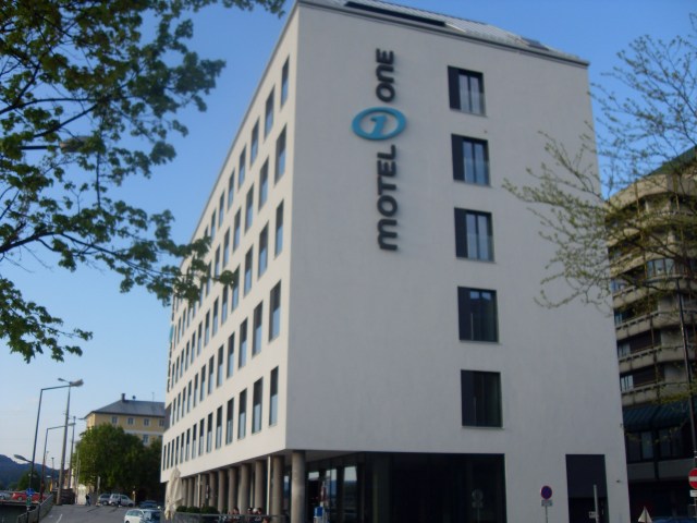 VLUU L100, M100  / Samsung L100, M100